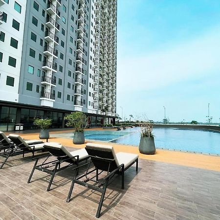 Osaka Riverview Apartment Tangerang Exterior foto